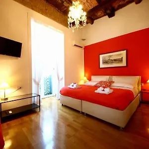 Couette-café Talismano Luxury &, Naples